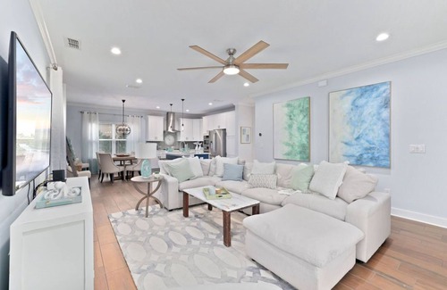 Jacksonville Beach House | TWO Townhomes, Close to the beach, Large Backyard!