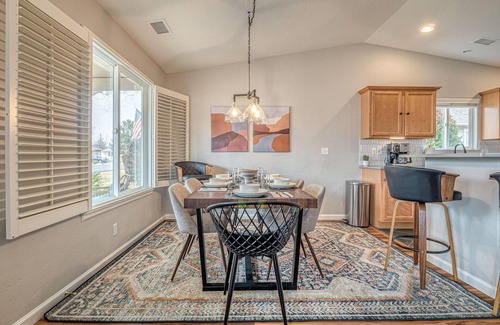 Fruita House | Two Wheel: Fenced Patio & Office Space!