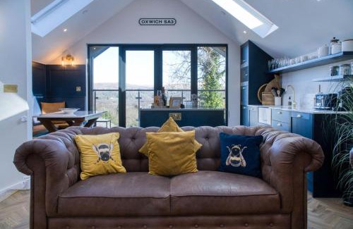 Oxwich House | Ty Alice - 3 Bedroom Cottage - Bayview Oxwich