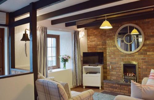 St Dogmaels House | Ty Capel Seion