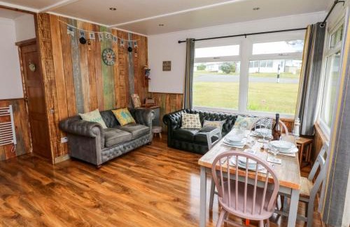 Haverfordwest House | Ty Haf