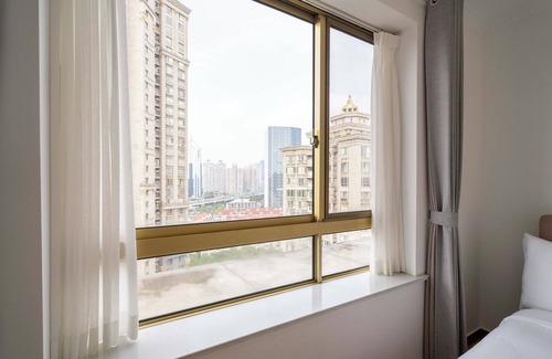 Changning Bed & Breakfast | Tyms Gubei Elegant 3BR 2BA APT