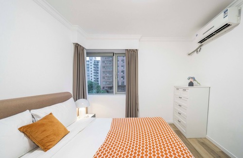 Changning Bed & Breakfast | Tyms Luxury 4BR 2BA APT Garden