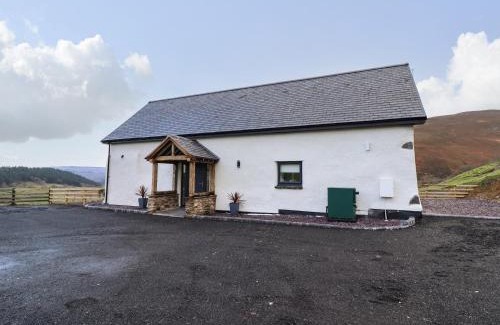 Glyndyfrdwy House | Tyn Llwyn Barn