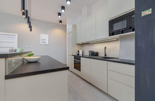 Debniki Apartment | Tyniecka 118K | Prestigious Apartment | Parking