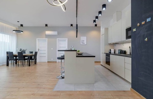 Debniki Apartment | Tyniecka 118K | Prestigious Apartment | Parking