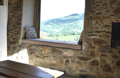 Beaudean Ski Chalet | Typical converted barn, breathtaking view of the Pic du Midi and the Pyrenees.