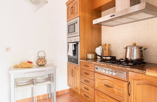 Boadella i les Escaules Cottage | Typical Cottage for 5 guest in tiny village