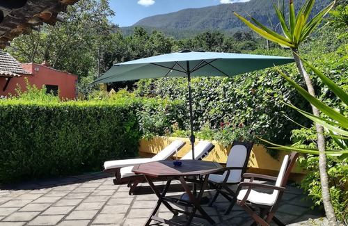 Los Realejos Cottage | Typical Country house with private terrace and garden.