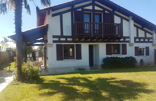 Seignosse Villa | Typical Landaise villa with swimming pool
