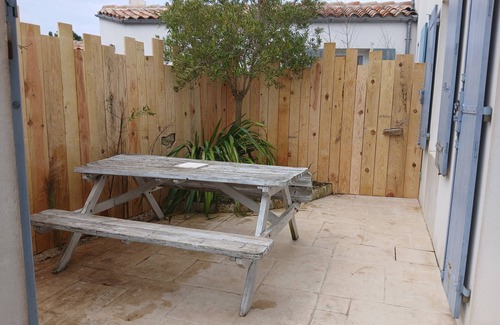 Saint-Denis-d'Oleron House | typical oléronnaise house