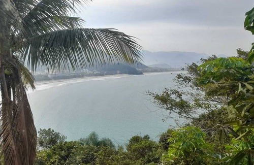 Lazaro House | ubatuba beach do lazaro