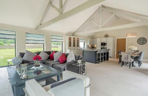 Carnforth House | Uk34190 - Gowan View