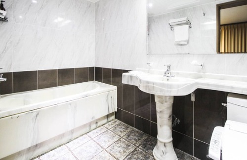Uljin Hotel | Uljin Grand Hotel