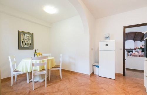 Stranici kod Nove Vasi Villa | Ultimate Relaxation at Our Beautiful Villa: Private Pool, Jacuzzi, and BBQ Near Poreč