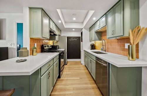 Alhambra Condo | Ultra-Modern Luxe Palm Beach–Inspired Condo | Pool |Girls Getaway