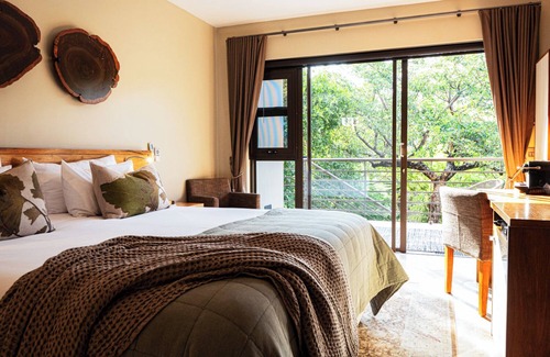 Hoedspruit House | umVangati House