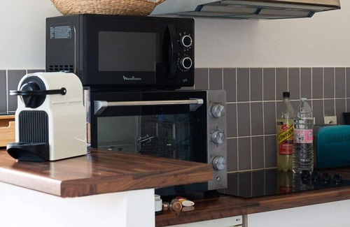 Saint-Arnoult Apartment | Un Appartement Dans un Château