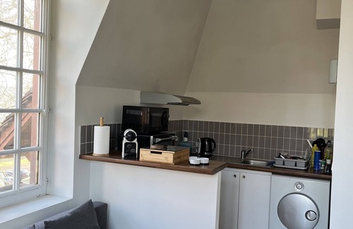 Saint-Arnoult Apartment | Un Appartement Dans un Château