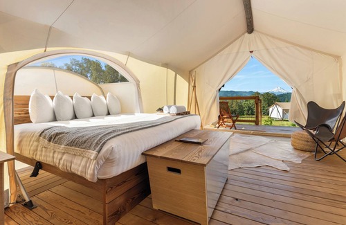 Husum Cabin | Under Canvas Columbia River Gorge