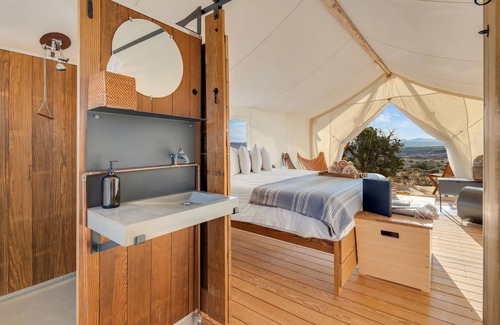 Valle Cabin | Under Canvas Grand Canyon