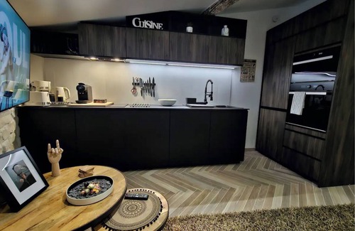 Antibes Old Town Apartment | Under the roofs of old Antibes