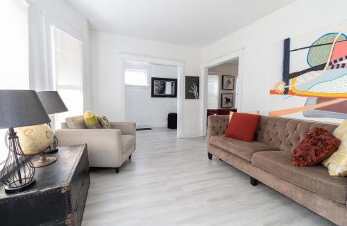 Detroit House | Unforgettable Detroit Stay: 4-Bedroom Haven wWiFi