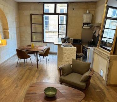 Saint-Michel - Nansouty - Saint-Genes Apartment | Unforgettable Stay Heart of Bordeaux Historical City Center