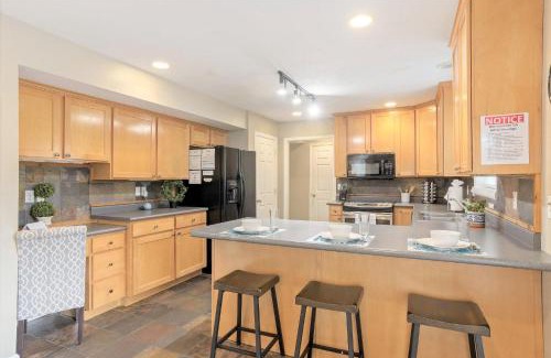 Midvale House | Union Duplex in Salt Lake with Hot Tub and Park