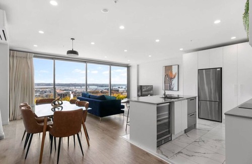 Auckland Central Business District Apartment | Union Green Apt w Stunning Views & Free Parking