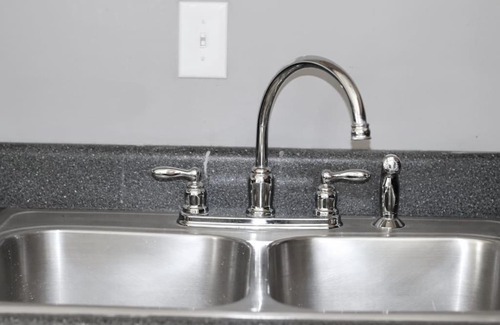 Nashville Hotel | Unique 1 BR 10 Min to Nashville