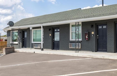 Nashville Hotel | Unique 1 BR 10 Min to Nashville