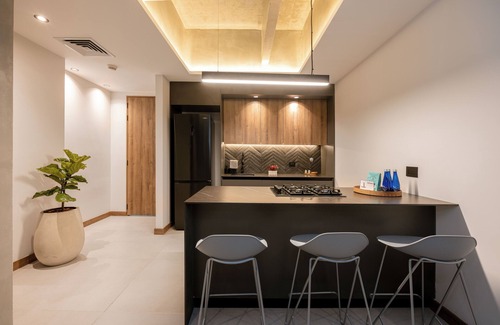 Castropol Apartment | Unique 1BR Apt with Jacuzzi & A/C in El Poblado