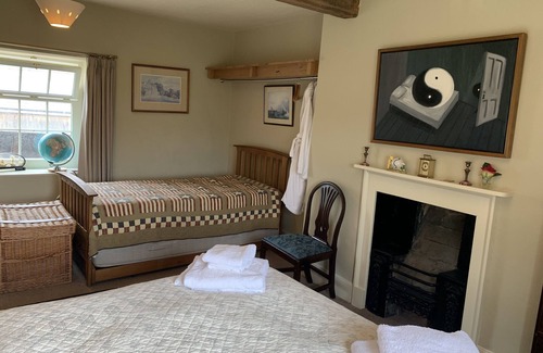 Llanfihangel Tal-y-llyn Bed & Breakfast | Unique Bed & Breakfast with stunning views