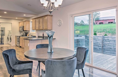 Leicester House | Unique Blue Ridge Haven, 12 Mi to Asheville!