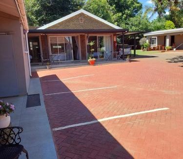 Vryheid Bed & Breakfast | UNIQUE BnB