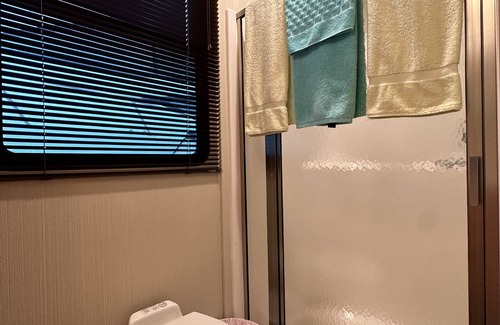 La Crosse Boat Rental | Unique Experience Year Round on the Water