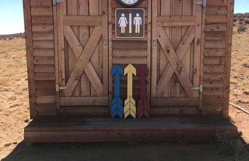 Page House | Unique Hogan Rental in a Beautiful Remote Location near the Grand Canyon