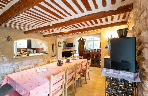 Eygalieres Other | Unique in Provence: the Mas Mirabelle in Eygalières