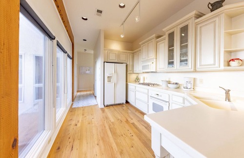 Clinton Condo | Unique luxury condo in downtown Clinton!