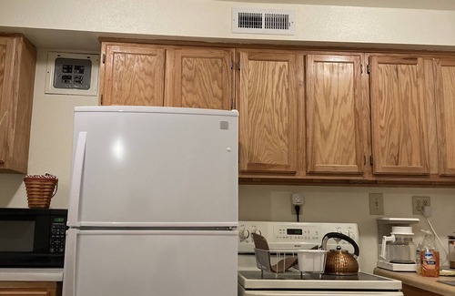 Tyrone House | Unique spacious home with local history. Close to historic downtown,