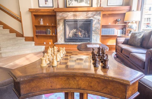 Astoria Hotel | Unique Victorian Room w/Heated Bathroom Floor & Rooftop Views in Downtown