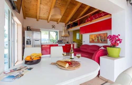 Brsec Villa | Unique Villa on the Cliff with pool and spectacular views