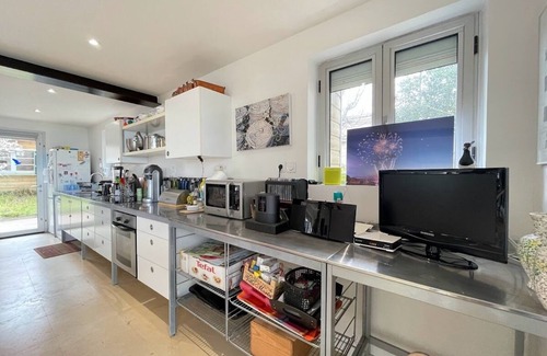 Ronce-les-Bains Villa | Unique villa with direct beach access, shops on foot.