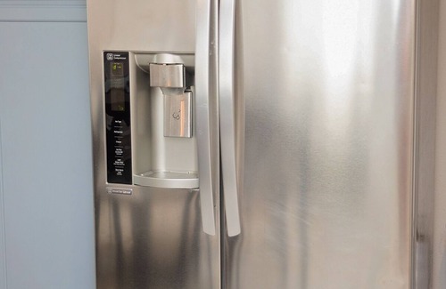 Bacliff Apartment | Unit 1 - Deja Blue bungalow is ready for you to relax and unwind