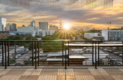 East Cesar Chavez House | Unit 2+3 Inn Cahoots on 6th: 10BR/26 Bed - Pool, Roofdeck, Garden Bars, Walk To Everything!