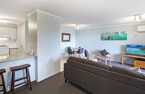 Coolum Beach Apartment | Unit 2 'Biriny Lodge'