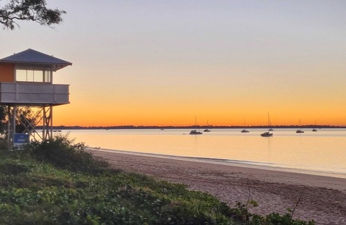 Torquay Apartment | Unit 2 Charlton on the Esplanade