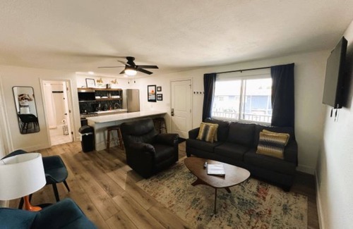 Lake of the Ozarks Apartment | Unit 25: Spectacular Channel View, 3 Bedrooms, 1 Bathroom