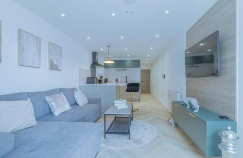Sheffield Apartment | Unit 3 Chic & Comfy 1-BR Flat, Fast Wi-Fi, Free parking, Prime Location